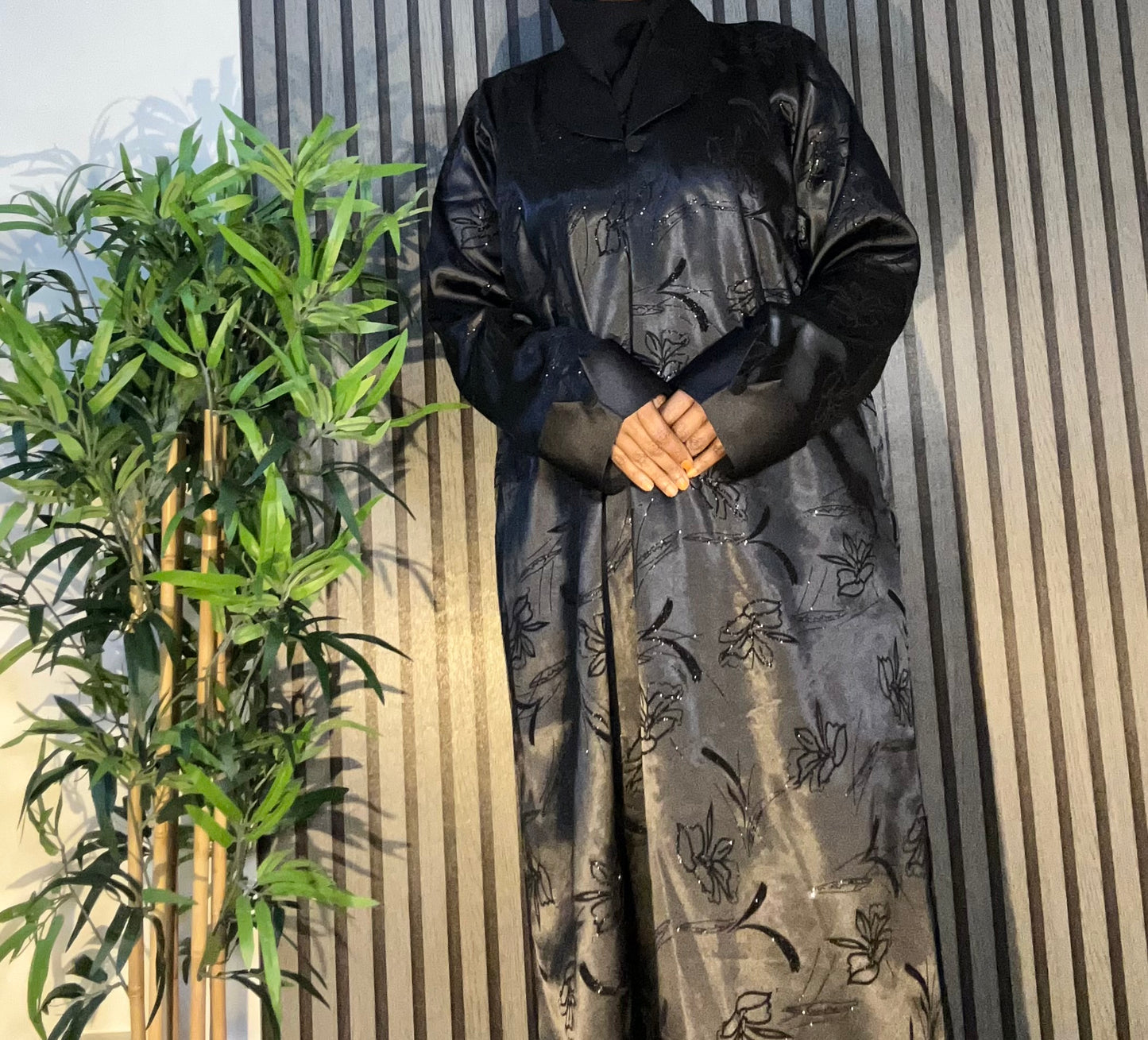 Elegant abaya
